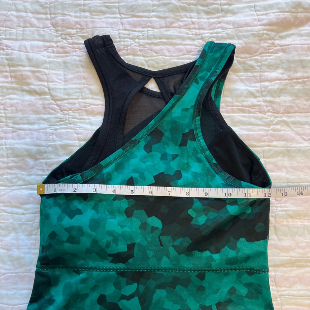 Lululemon Meshed Up Tank in Clouded Dreams Cosmic Teal Multi / Black - Picture 11 of 15